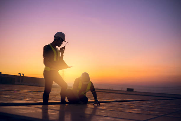 Best Commercial Roofing Services  in Iron River, MI